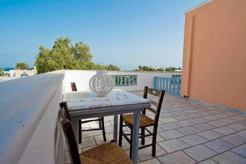Jojo Beach Hotel & Bar Agios Georgios (Santorini) Exterior foto